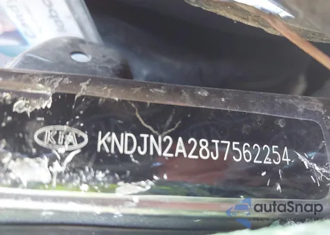 2018 Kia Soul z USA, uszkodzony, nr VIN KNDJN2A28J7562254